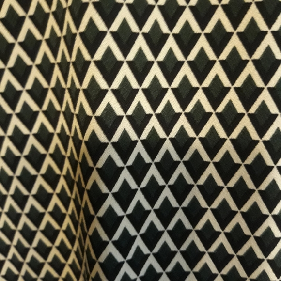 Adriana Papell knit top - Picture 4 of 10